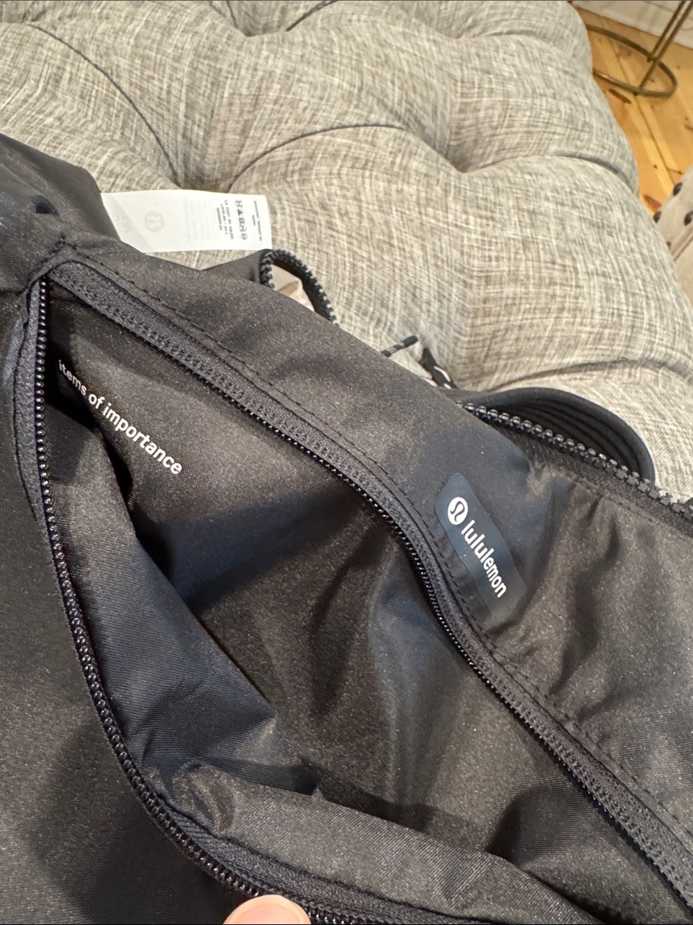 lululemon athletica Bag Beige Pleated Shoulder Bag 10L with Black Trim - Picture 14 of 17